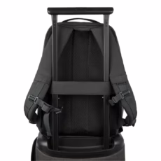 Incase รุ่น Facet 25L Backpack - กระเป๋าเป้สะพายหลัง ความจุ 25 ลิตร - สี Black