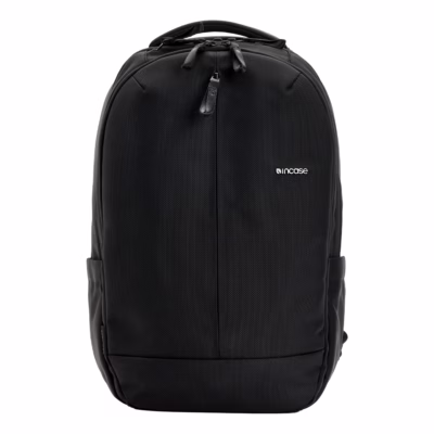 Incase รุ่น Tracks Backpack with Cordura® 18L - กระเป๋าเป้สะพายหลัง ความจุ 18 ลิตร - สี Black