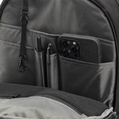 Incase รุ่น Tracks Backpack with Cordura® 25L - กระเป๋าเป้สะพายหลัง ความจุ 25 ลิตร - สี Black