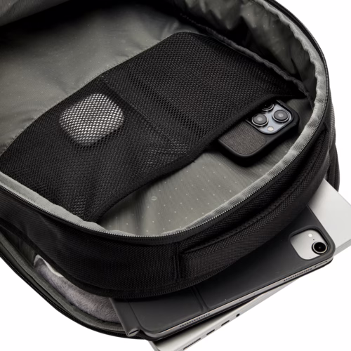 Incase รุ่น Tracks Backpack with Cordura® 25L - กระเป๋าเป้สะพายหลัง ความจุ 25 ลิตร - สี Black