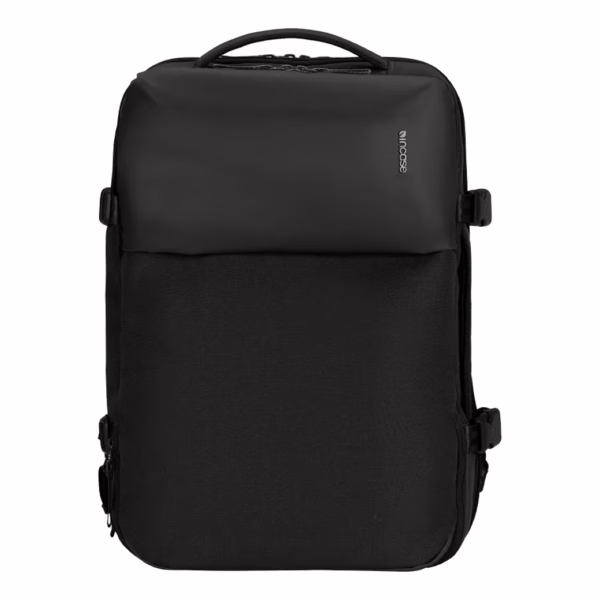 Incase รุ่น A.R.C. Travel Pack - กระเป๋าเป้สะพายหลัง - Black