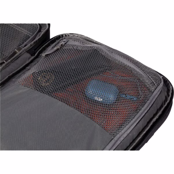 Incase รุ่น A.R.C. Travel Pack - กระเป๋าเป้สะพายหลัง - Black