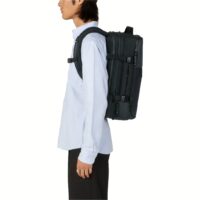 Incase รุ่น A.R.C. Travel Pack - กระเป๋าเป้สะพายหลัง - Black