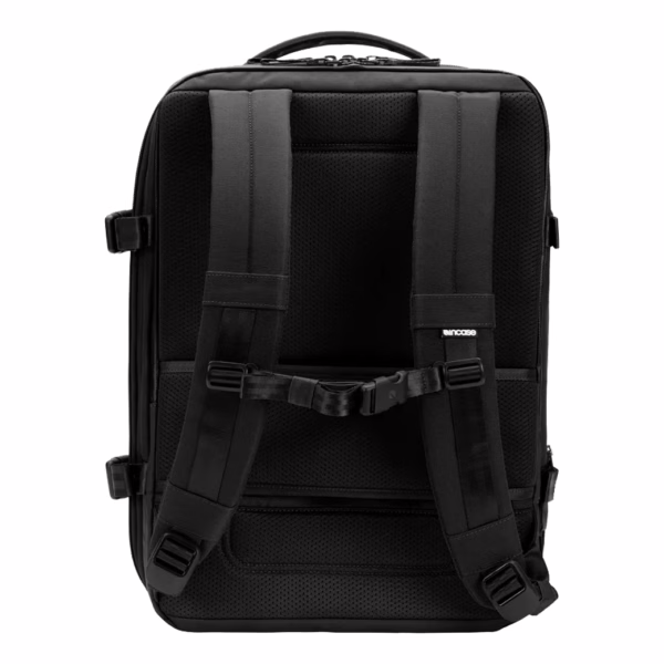 Incase รุ่น A.R.C. Travel Pack - กระเป๋าเป้สะพายหลัง - Black
