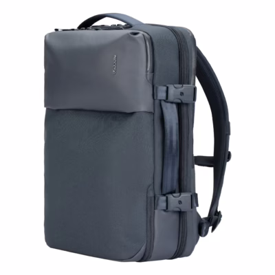 Incase รุ่น A.R.C. Travel Pack - กระเป๋าเป้สะพายหลัง - สี Navy