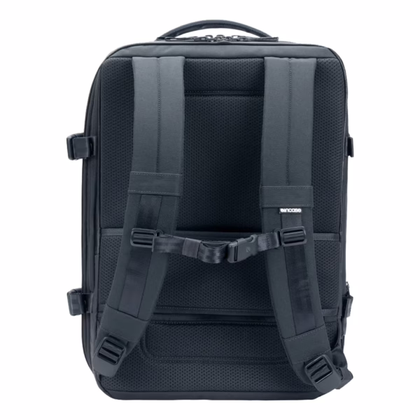Incase รุ่น A.R.C. Travel Pack - กระเป๋าเป้สะพายหลัง - สี Navy