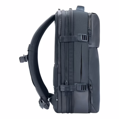Incase รุ่น A.R.C. Travel Pack - กระเป๋าเป้สะพายหลัง - สี Navy