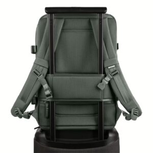 Incase รุ่น A.R.C. Travel Pack - กระเป๋าเป้สะพายหลัง - สี Smoked Ivy