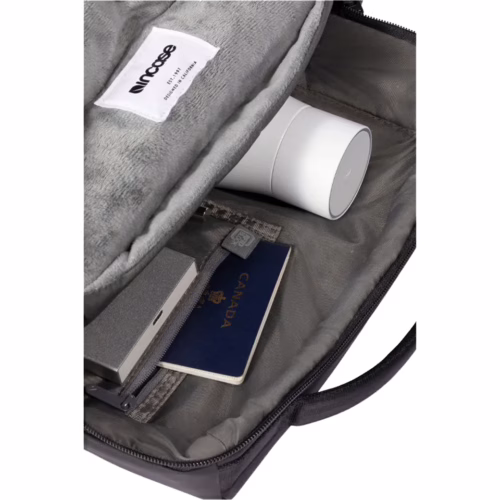 Incase รุ่น A.R.C. Commuter Pack - กระเป๋าเป้สะพายหลัง - สี Black