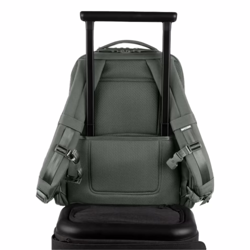 Incase รุ่น A.R.C. Commuter Pack - กระเป๋าเป้สะพายหลัง - สี Smoked Ivy