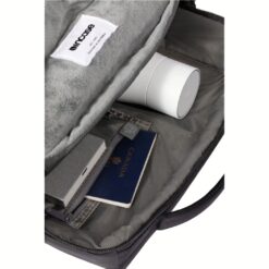 Incase รุ่น A.R.C. Day Pack - กระเป๋าเป้สะพายหลัง - สี Black