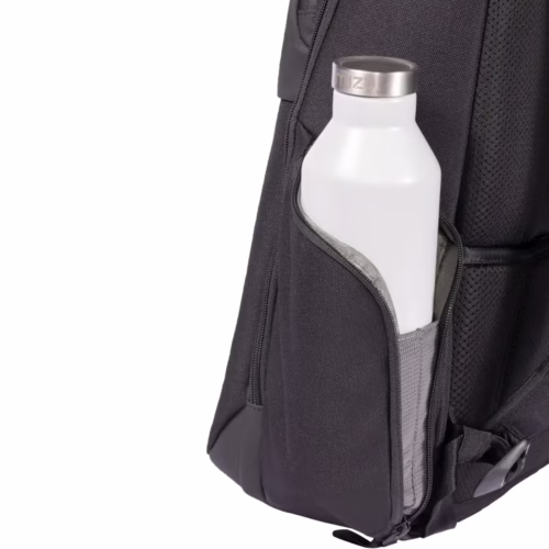 Incase รุ่น A.R.C. Day Pack - กระเป๋าเป้สะพายหลัง - สี Black