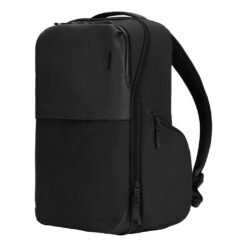 Incase รุ่น A.R.C. Day Pack - กระเป๋าเป้สะพายหลัง - สี Black
