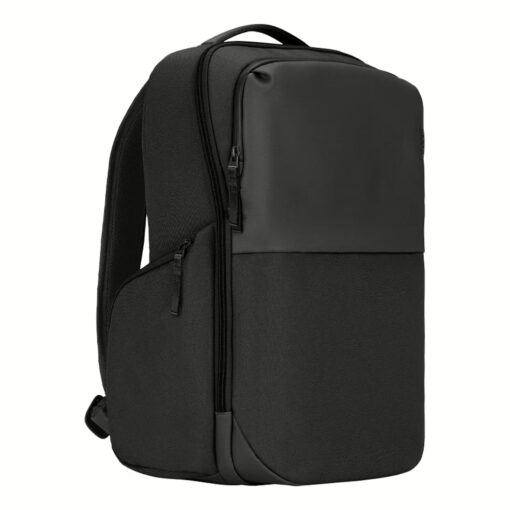 Incase รุ่น A.R.C. Day Pack - กระเป๋าเป้สะพายหลัง - สี Black - Image 8