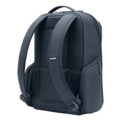 Incase รุ่น A.R.C. Day Pack - กระเป๋าเป้สะพายหลัง - สี Navy