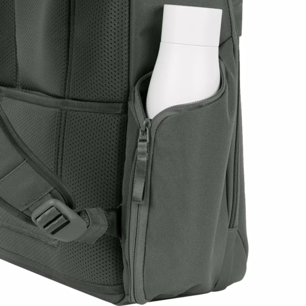 Incase รุ่น A.R.C. Day Pack - กระเป๋าเป้สะพายหลัง - สี Smoked Ivy