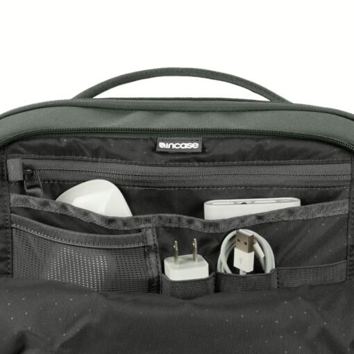 Incase รุ่น A.R.C. Day Pack - กระเป๋าเป้สะพายหลัง - สี Smoked Ivy - Image 13