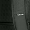 Incase รุ่น A.R.C. Day Pack - กระเป๋าเป้สะพายหลัง - สี Smoked Ivy