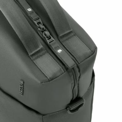 Incase รุ่น A.R.C. Tech Tote - กระเป๋า - สี Smoked Ivy