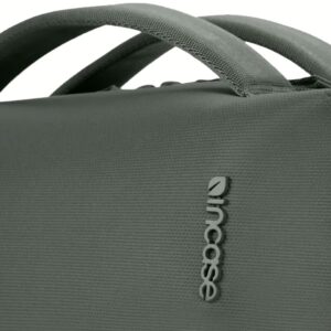 Incase รุ่น A.R.C. Tech Tote - กระเป๋า - สี Smoked Ivy