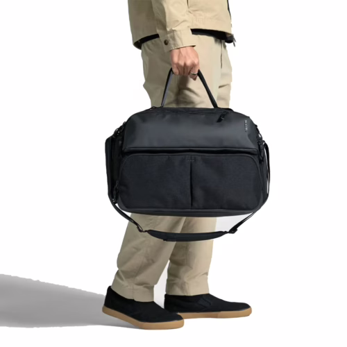 Incase รุ่น A.R.C. Duffel - กระเป๋า - สี Black