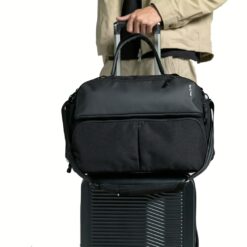 Incase รุ่น A.R.C. Duffel - กระเป๋า - สี Black