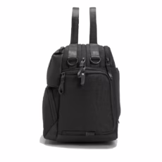 Incase รุ่น A.R.C. Duffel - กระเป๋า - สี Black