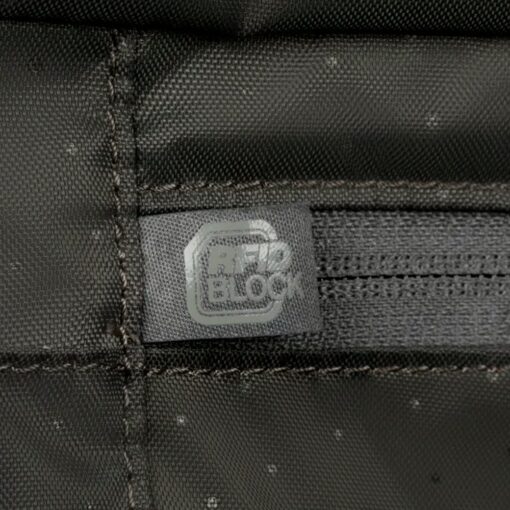 Incase รุ่น A.R.C. Brief - กระเป๋าโน๊ตบุ๊ค Macbook Pro 14" - สี Black - Image 13