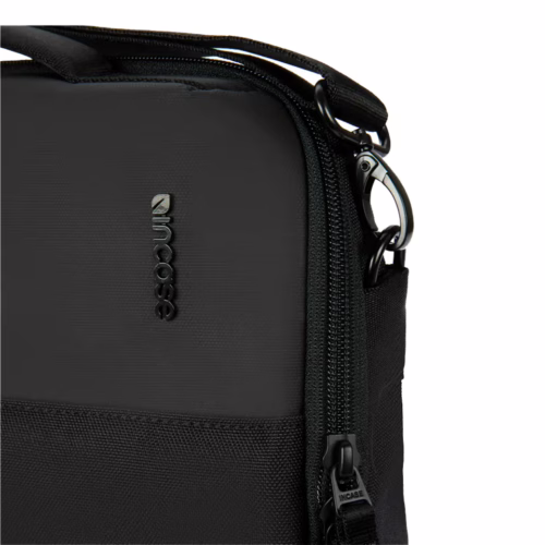 Incase รุ่น A.R.C. Brief - กระเป๋าโน๊ตบุ๊ค Macbook Pro 14" - สี Black