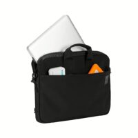 Incase รุ่น Compass Brief 13" with Flight Nylon - กระเป๋าโน๊ตบุ๊ค Macbook Pro 14" - สี Black