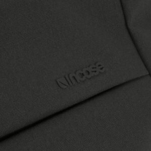 Incase รุ่น City Market Tote with Cordura® - กระเป๋า - สี Black