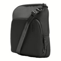 Incase รุ่น A.R.C. Crossbody Bag - กระเป๋า - สี Black