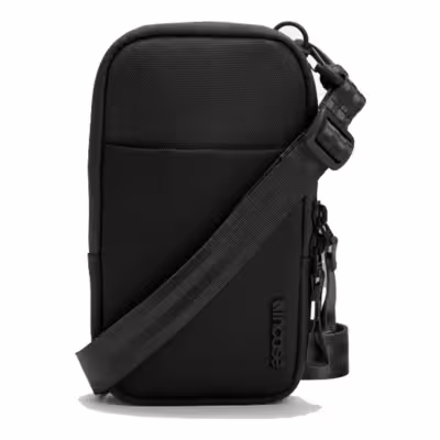 Incase รุ่น A.R.C. Neck Pouch - กระเป๋า - สี Black
