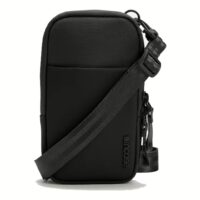 Incase รุ่น A.R.C. Neck Pouch - กระเป๋า - สี Black