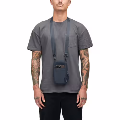 Incase รุ่น A.R.C. Neck Pouch - กระเป๋า - สี Navy