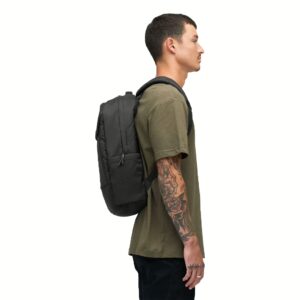 Incase รุ่น Crosstown Backpack - กระเป๋า - สี Black 22 Incase รุ่น Crosstown Backpack - กระเป๋า - สี Black