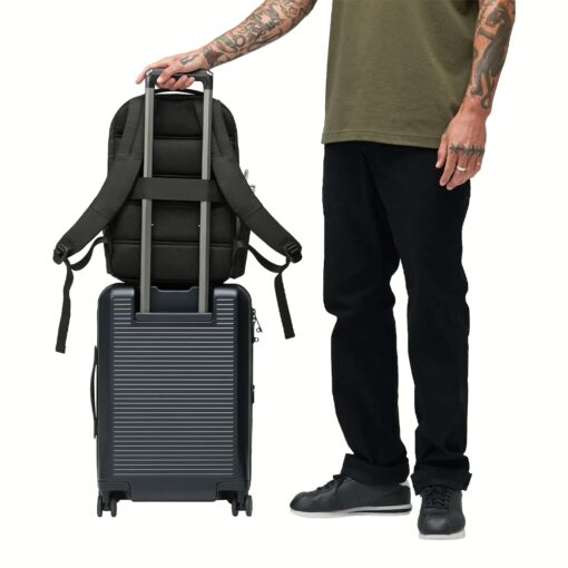 Incase รุ่น Crosstown Backpack - กระเป๋า - สี Black - Image 12
