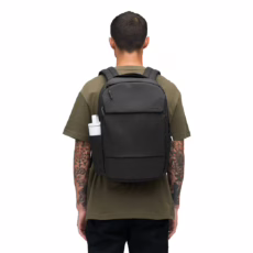 Incase รุ่น Crosstown Backpack - กระเป๋า - สี Black