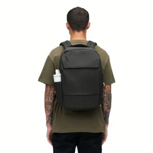 Incase รุ่น Crosstown Backpack - กระเป๋า - สี Black 21 Incase รุ่น Crosstown Backpack - กระเป๋า - สี Black