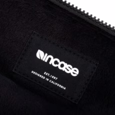 Incase รุ่น Compact Sleeve in Woolenex - ซองใส่แล็ปท็อป MacBook Pro 16" (2019-2024) - สี Graphite - Image 11