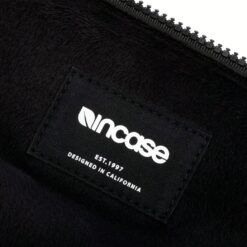 Incase รุ่น Compact Sleeve in Woolenex - ซองใส่แล็ปท็อป MacBook Pro 16" (2019-2024) - สี Graphite
