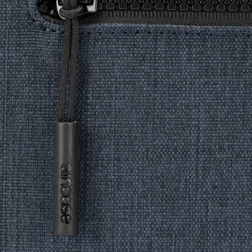 Incase รุ่น Compact Sleeve in Woolenex - ซองใส่แล็ปท็อป MacBook Pro 14" (M1-M4, 2021-2024) - สี Navy - Image 8