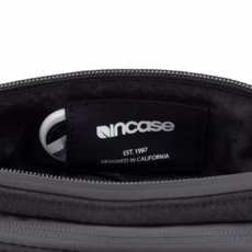 Incase รุ่น Facet Accessory Organizer in Recycled Twill - กระเป๋า - Black