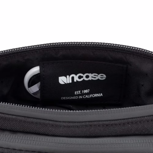 Incase รุ่น Facet Accessory Organizer in Recycled Twill - กระเป๋า - Black