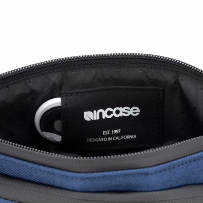Incase รุ่น Facet Accessory Organizer in Recycled Twill - กระเป๋า - Navy