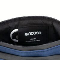 Incase รุ่น Facet Accessory Organizer in Recycled Twill - กระเป๋า - Navy