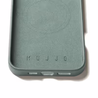 Mujjo รุ่น Leather Case - เคส iPhone 16 Pro - สี Green Smoke