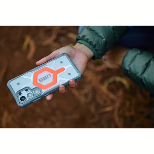 UAG รุ่น Pathfinder Clear with Magnetic Bundle - เคส Galaxy S25 Ultra - สี Active Lava/Lanyard - Image 15