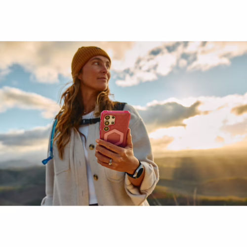 UAG รุ่น Essential Armor with Magnetic - เคส Galaxy S25 Ultra - สี Berry