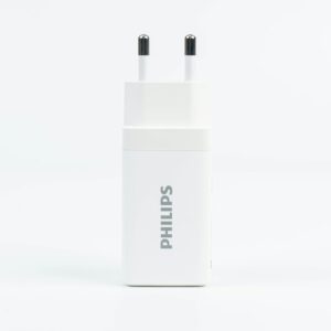 Philips หัวชาร์จ รุ่น PD65W อะแดปเตอร์ 3 พอร์ต ชาร์จไว PD QC 3.0 GaN - สี White